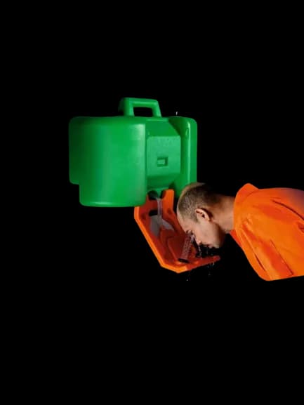 UNI CARE UPEW 14 PORTABLE EYE WASH