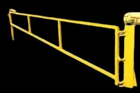 Extendable arm barrier